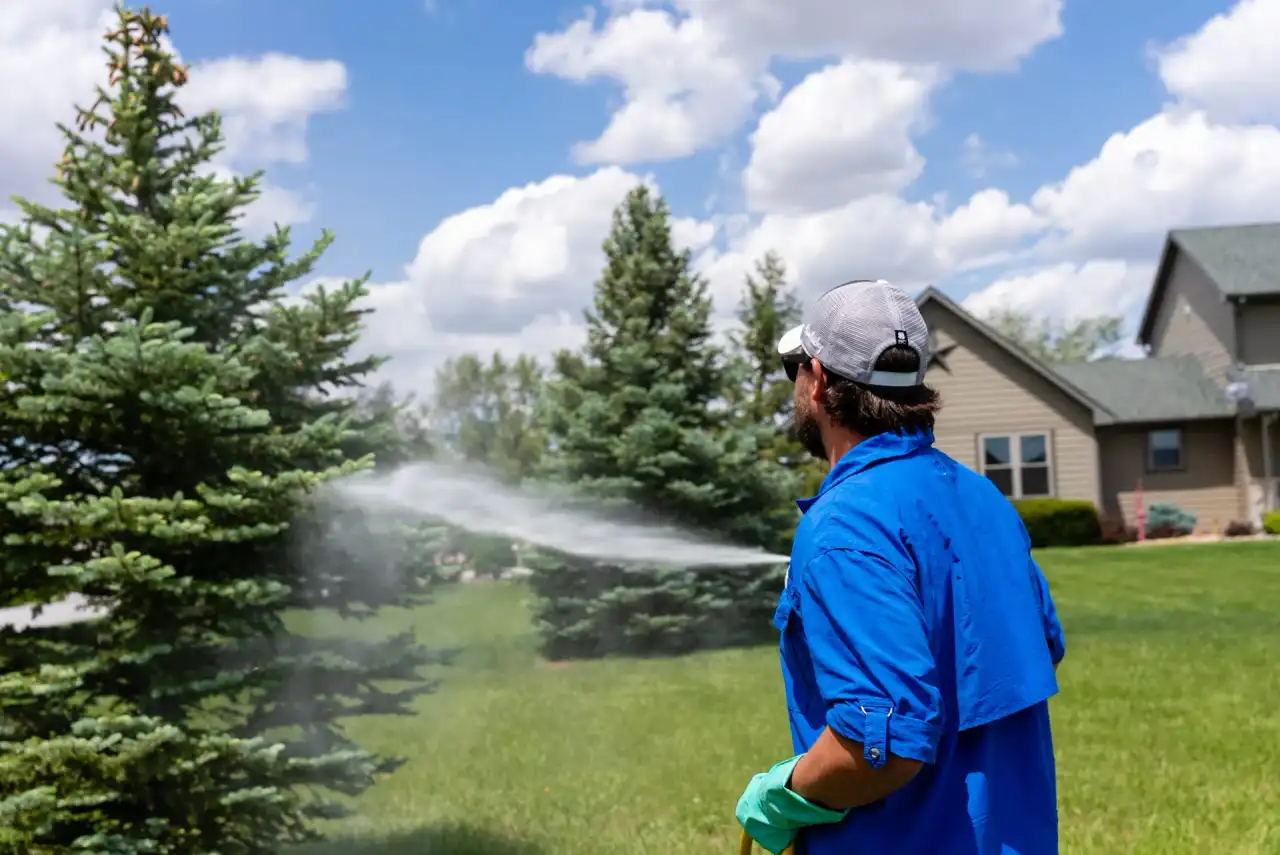 {h2_3} in Lincoln, NE — Yard Boss