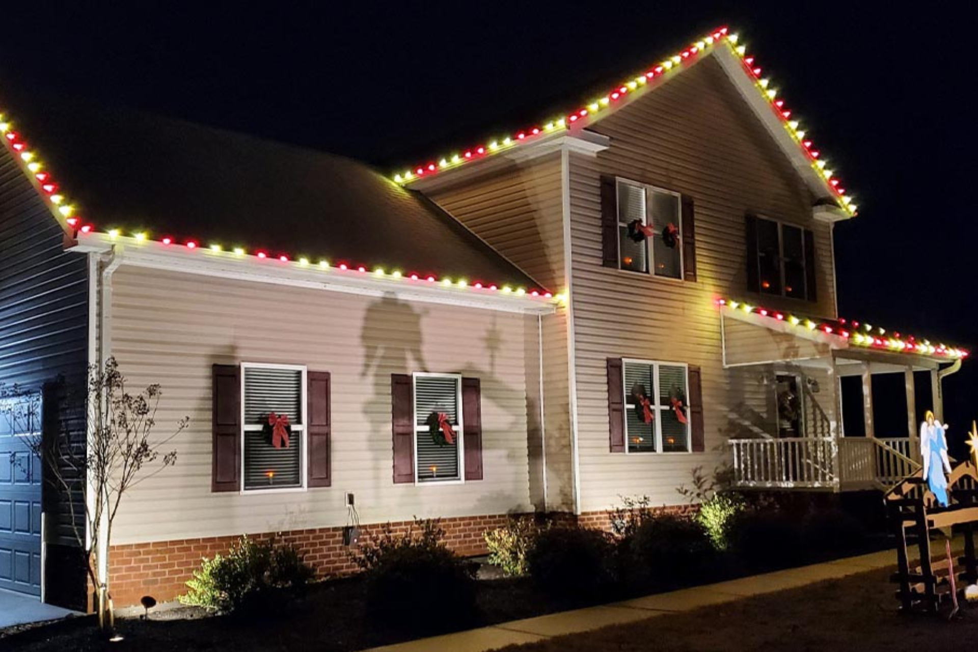 Christmas Light Installation in Lincoln, NE | Yard Boss